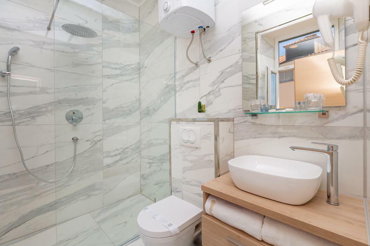 Seven Stars Accommodation دوبروفينك المظهر الخارجي الصورة